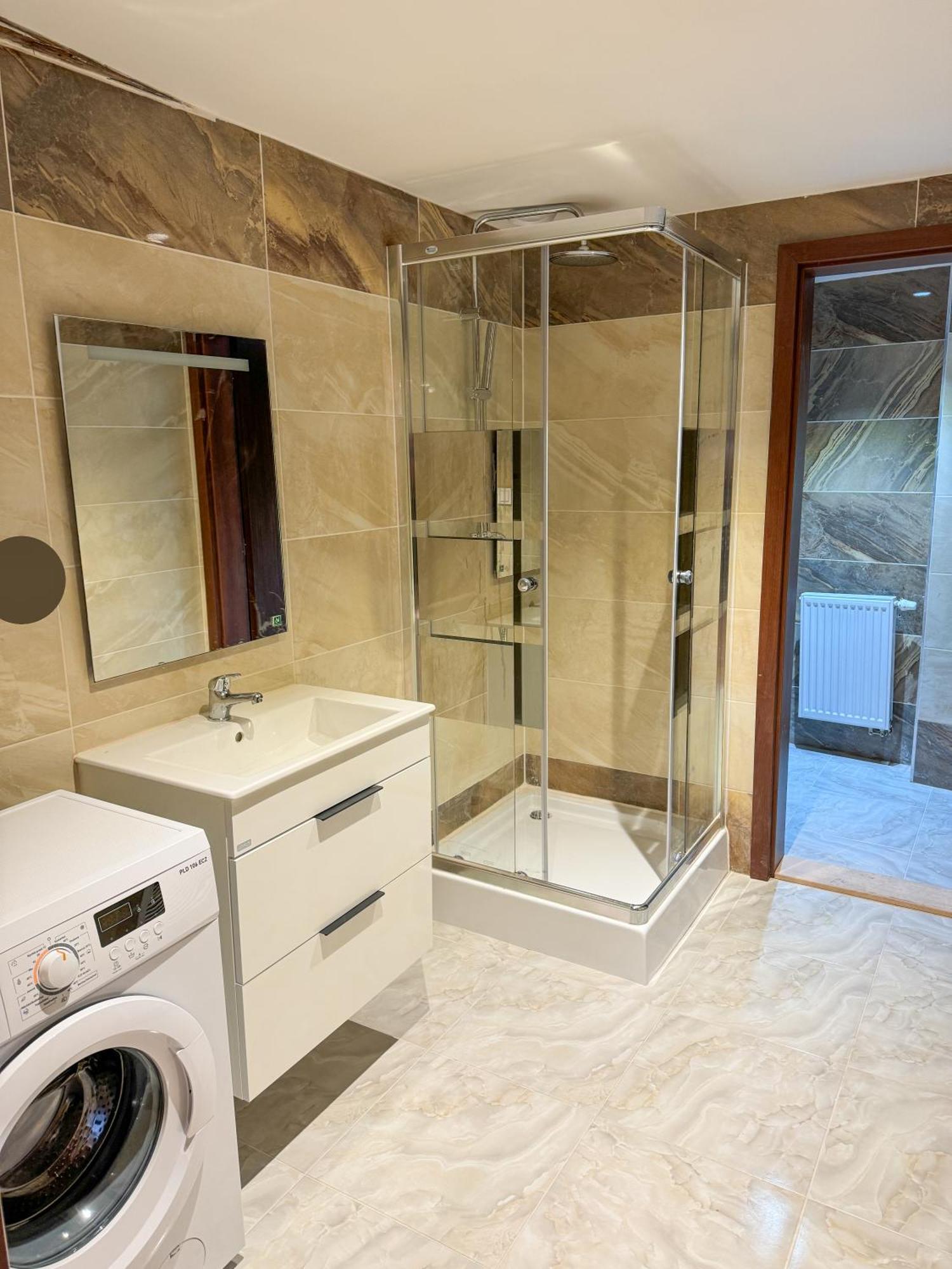 Apartment U Cerneho Orla Karlovy Vary Esterno foto