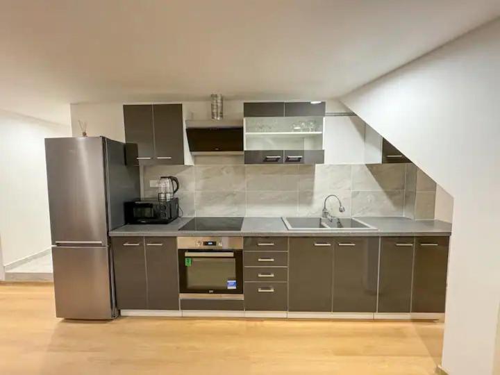 Apartment U Cerneho Orla Karlovy Vary Esterno foto